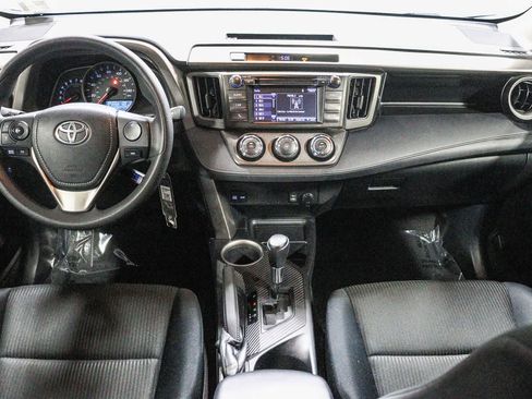 Used 2014 Toyota RAV4 LE FWD image 13