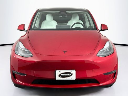 Used 2023 Tesla Model Y Long Range image 4