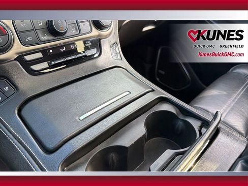 Used 2018 GMC Yukon XL Denali image 27