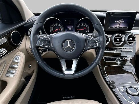 Used 2018 Mercedes-Benz C 300 Sedan image 6