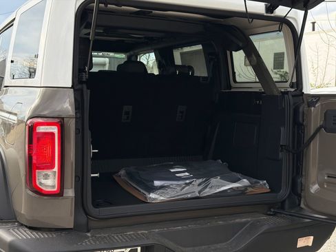 New 2026 Ford Bronco Heritage Edition AWD/4WD image 8