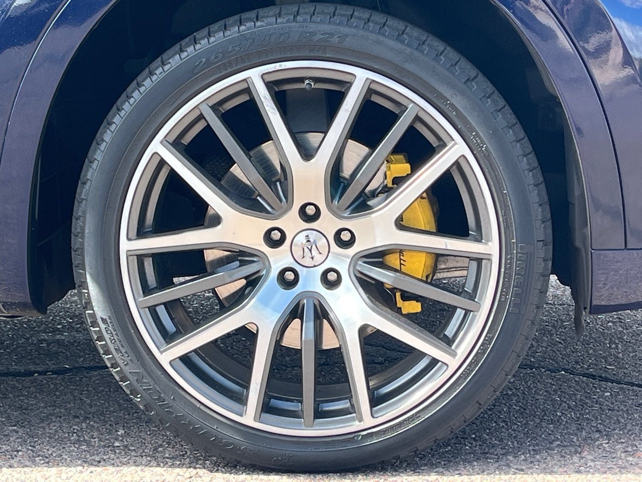Used 2019 Maserati Levante GranLusso AWD/4WD image 8