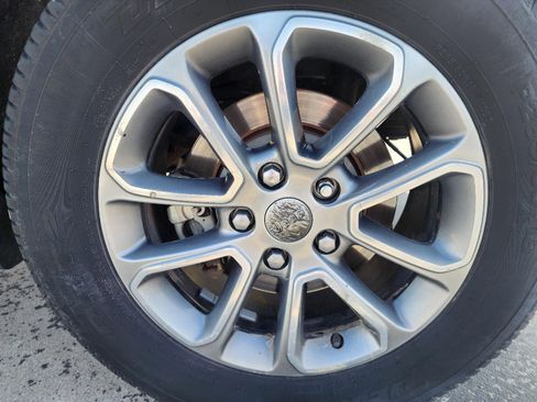 Used 2014 Jeep Grand Cherokee Limited image 30