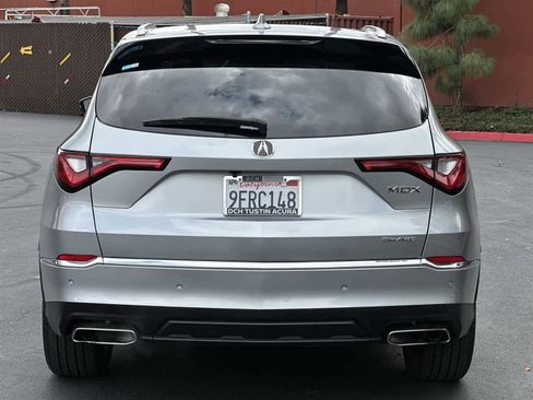 Used 2023 Acura MDX SH-AWD w/ Advance Package image 5