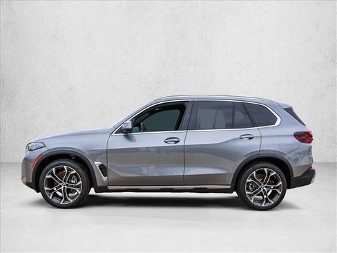 Used 2026 BMW X5 xDrive40i AWD/4WD image 8