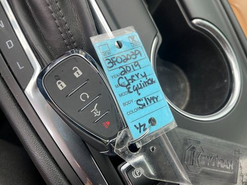 Used 2019 Chevrolet Equinox Premier image 10