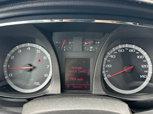 Used 2010 GMC Terrain SLE FWD image 24