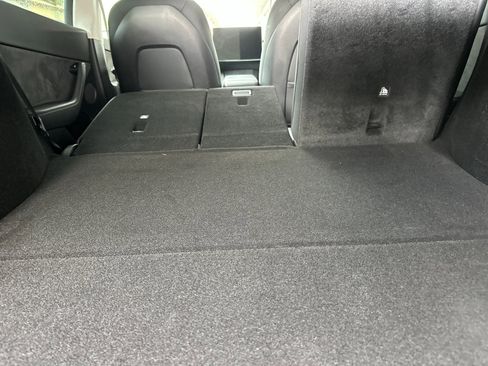 Used 2023 Tesla Model Y Long Range image 14