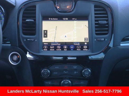 Used 2023 Chrysler 300 S image 19