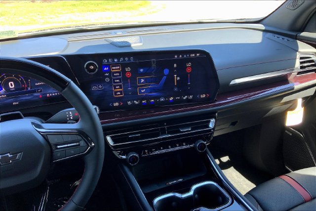 New 2026 Chevrolet Traverse RS FWD image 7