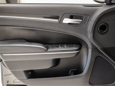 Certified 2023 Chrysler 300 S RWD image 8