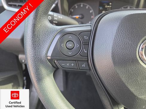 Used 2024 Toyota Corolla LE FWD image 29