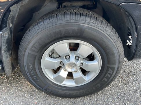 Used 2006 Toyota 4Runner SR5 RWD image 42