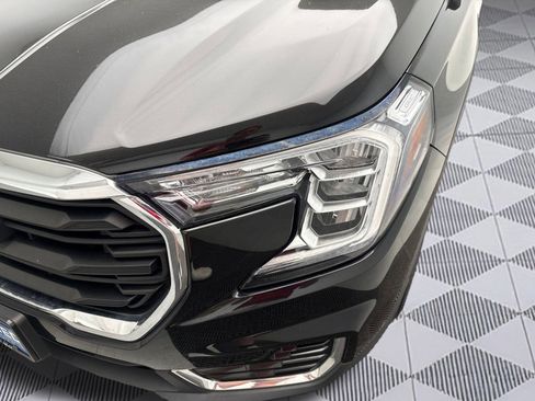 Used 2022 GMC Terrain SLE w/ Driver Convenience Package image 30