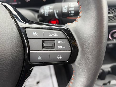 Used 2025 Honda HR-V Sport image 12