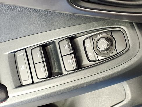 Used 2024 Subaru Impreza 2.0i Sport image 15