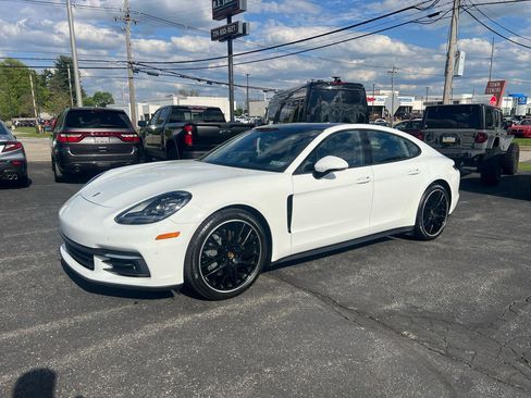 Used 2018 Porsche Panamera 4S AWD/4WD image 1