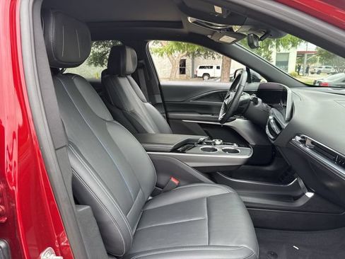 Used 2024 Cadillac Lyriq Luxury w/ LPO, Floor Liner Package AWD/4WD image 30