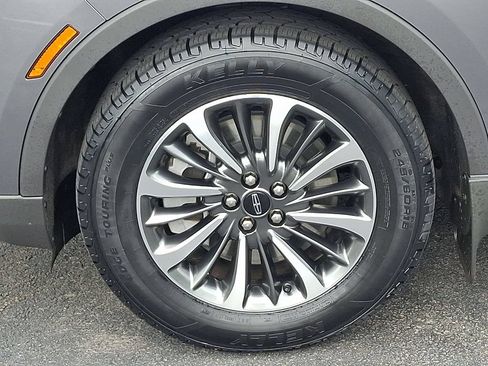 Certified 2023 Lincoln Nautilus AWD w/ Premium Package image 8