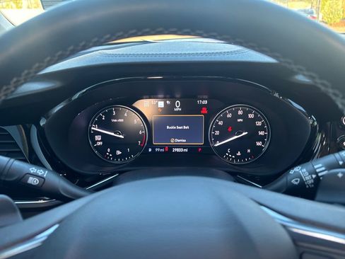 Used 2023 Buick Envision Avenir image 15