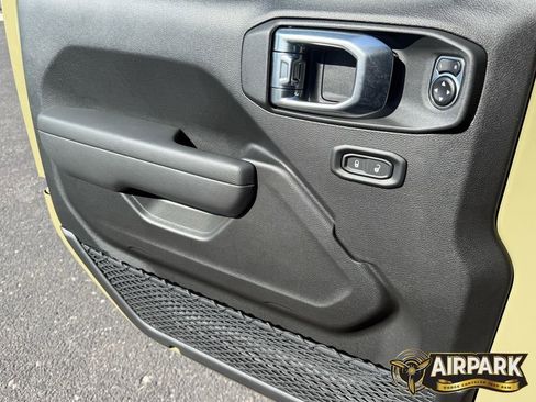 New 2026 Jeep Wrangler Unlimited Sport AWD/4WD image 19