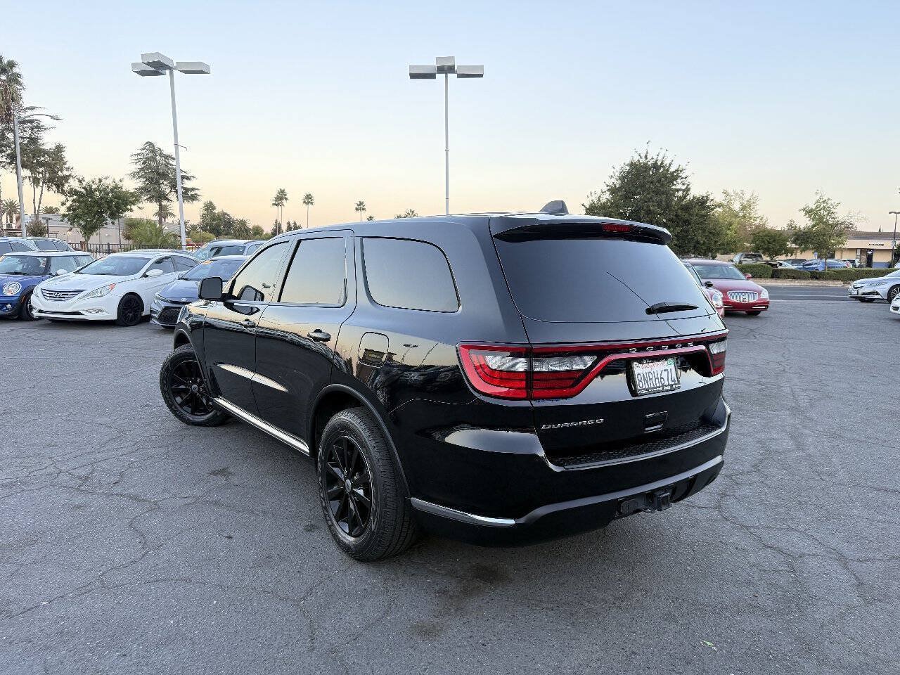 Used 2019 Dodge Durango SXT w/ 3rd Row Seating Group RWD image 5