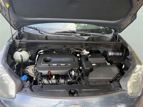 Used 2018 Kia Sportage LX FWD image 24