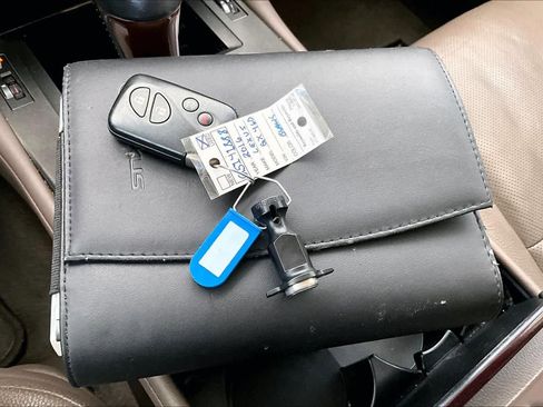 Used 2016 Lexus GX 460 w/ Premium Package image 13