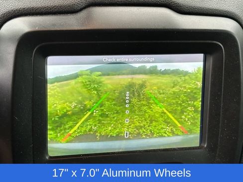 Used 2020 Jeep Renegade Latitude w/ Cold Weather Group AWD/4WD image 11