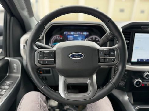 Used 2022 Ford F150 XLT w/ Equipment Group 302A High image 17