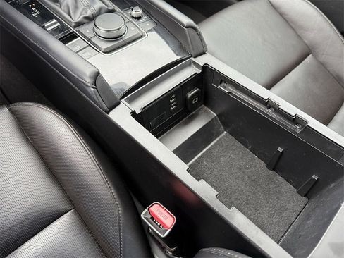 Used 2022 MAZDA MAZDA3 s image 28