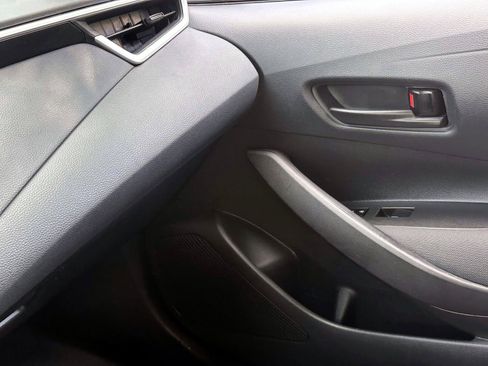Used 2024 Toyota Corolla LE FWD image 25