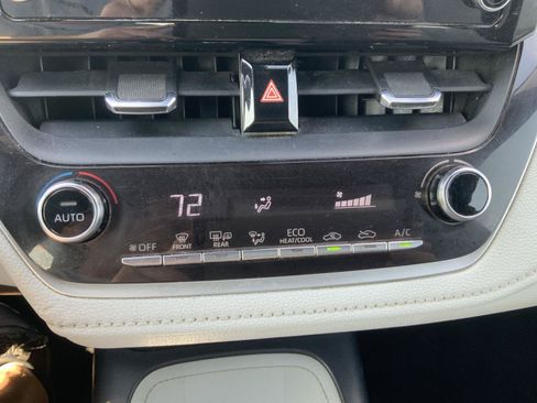 Used 2019 Toyota Corolla SE w/ Carpet Mat Package FWD image 35