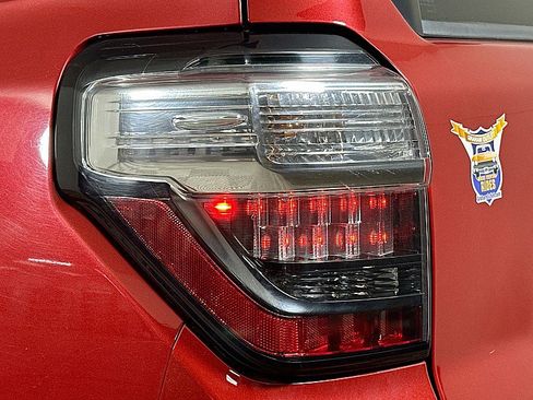 Used 2014 Toyota 4Runner SR5 w/ Upgrade Package image 34