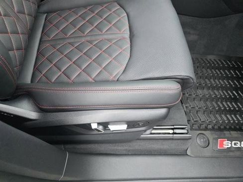 New 2026 Audi SQ8 Prestige image 18