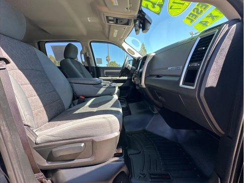 Used 2017 RAM 1500 Big Horn AWD/4WD image 11