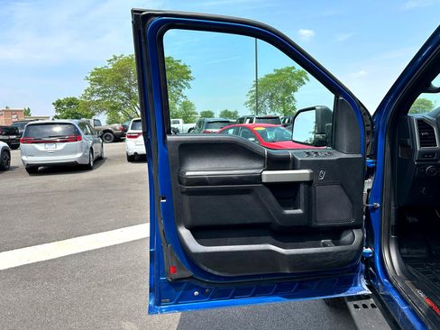 Used 2018 Ford F150 Raptor w/ Equipment Group 801A Mid image 12