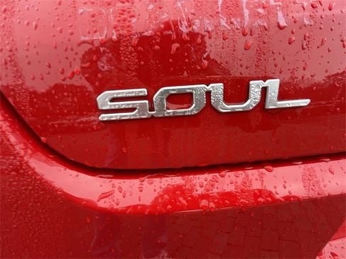 Used 2024 Kia Soul LX w/ Option Group 015 image 33