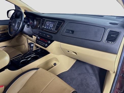 Used 2020 Kia Sedona EX w/ EX Premium Package image 30