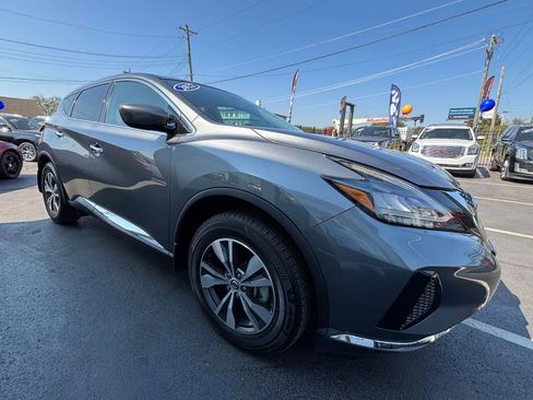 Used 2022 Nissan Murano S image 10