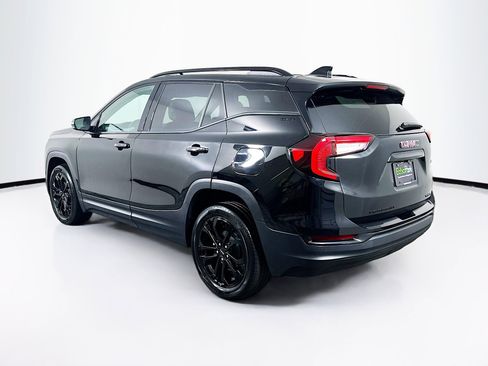 Used 2022 GMC Terrain SLT w/ Elevation Edition image 5