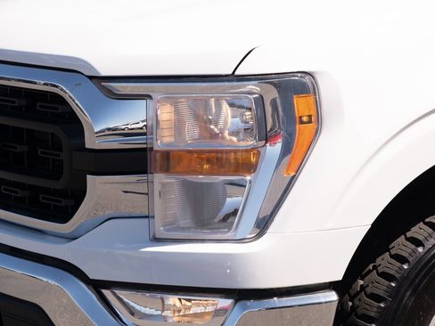 Used 2022 Ford F150 XLT w/ Trailer Tow Package AWD/4WD image 17