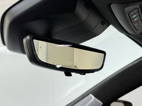 Certified 2023 Cadillac Escalade ESV Sport Platinum image 17