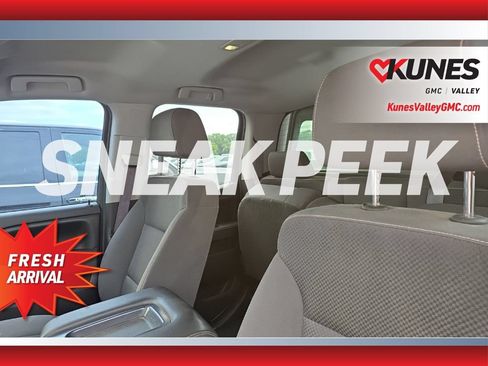 Used 2017 GMC Sierra 1500 SLE w/ SLE Value Package AWD/4WD image 8