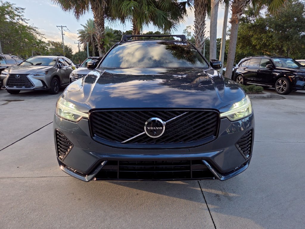 Used 2026 Volvo XC60 B5 Plus AWD/4WD image 2