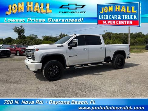 Used 2021 Chevrolet Silverado 2500 High Country w/ Z71 Off-Road Package AWD/4WD image 3