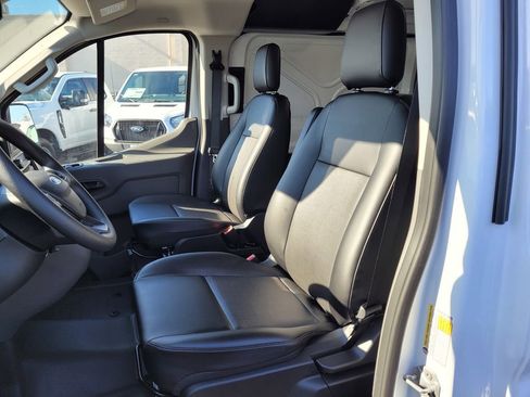 New 2025 Ford Transit 150 Low Roof image 31