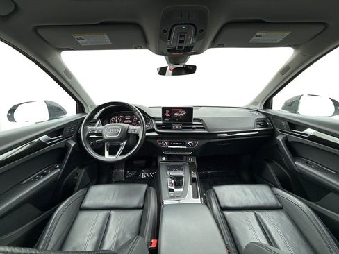 Used 2019 Audi Q5 Prestige w/ Prestige Package image 19