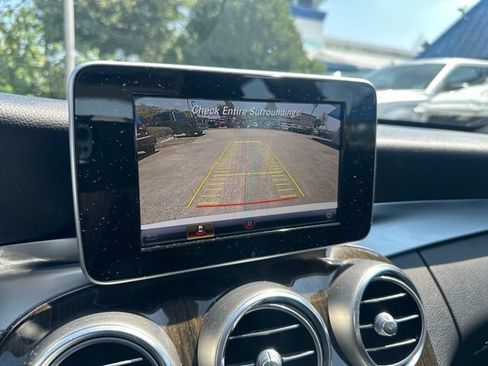 Used 2018 Mercedes-Benz C 300 4MATIC Sedan image 22