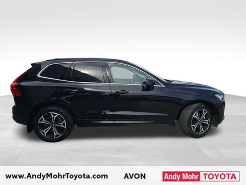 Used 2022 Volvo XC60 B5 Momentum w/ Climate Package AWD/4WD image 8